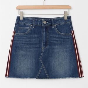 Hollister Junior's Size 3 Ultra Hi-Rise Denim Skirt W Frayed Bottom, Red, Blue